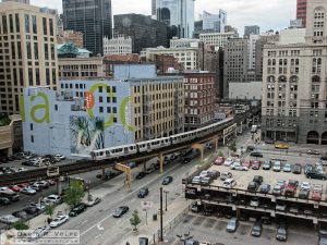 A Chicago 'L' train from my Travelodge Window