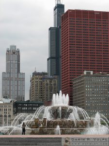 "I Like Big Things" [Buckingham Fountain in Chicago, Illinois]