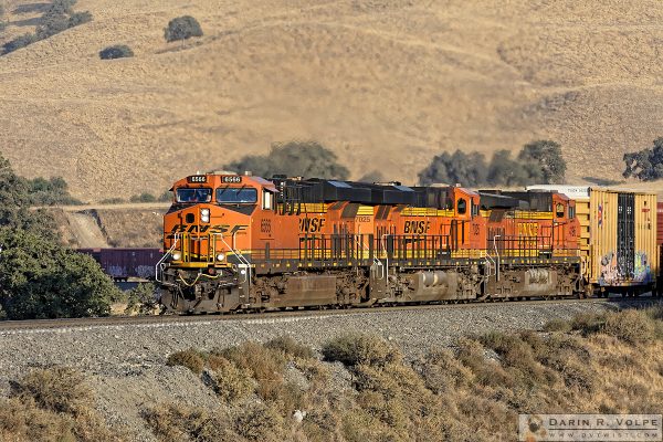 "With A Little Help From My Friends" [GE ES44C4 & C44-9W Locomotives near Caliente, California]